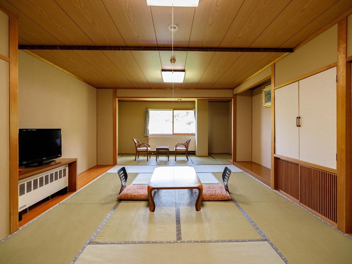 Hotel Iwasuge Yamanouchi  Exterior foto